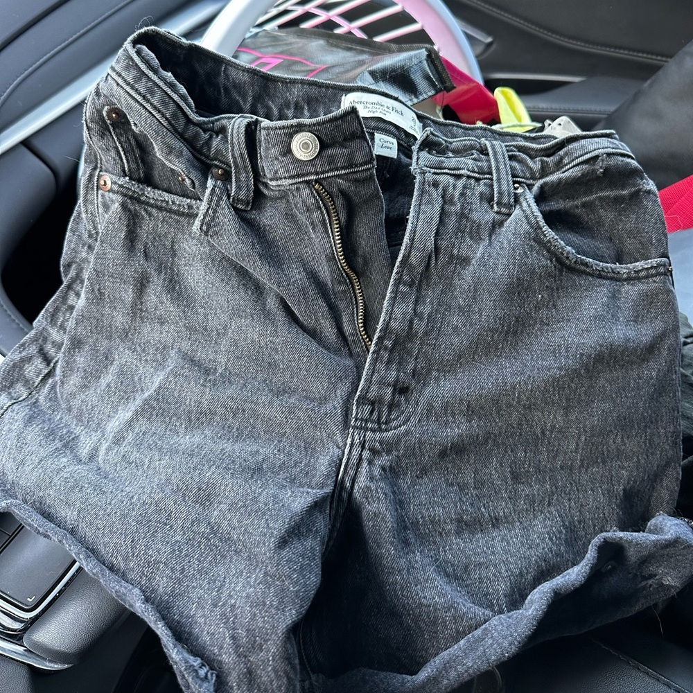 Women’s Abercrombie shorts